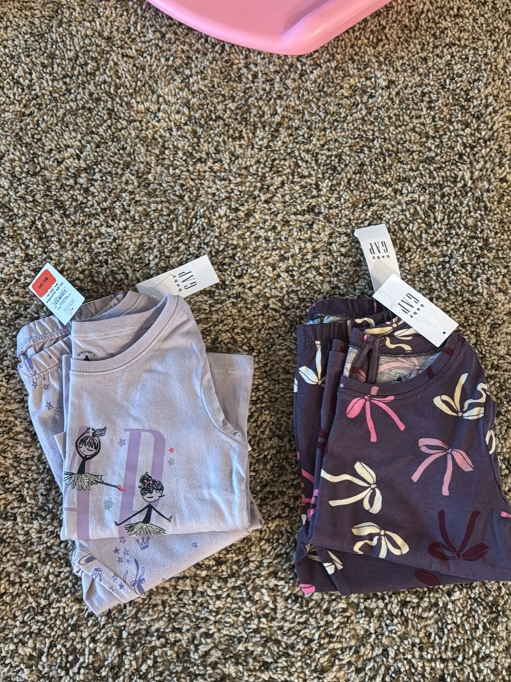 GAP Kids - Picture 1 of 2